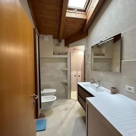 Trilocale Piazza Centa Apartment *